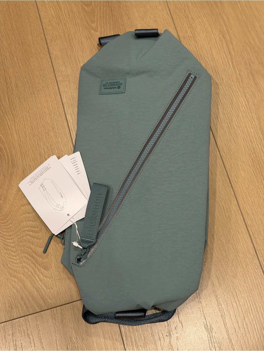 ✨Host pick✨lululemon Fast track 2.0  Crater Blue Backpack 9L - Picture 7 of 8